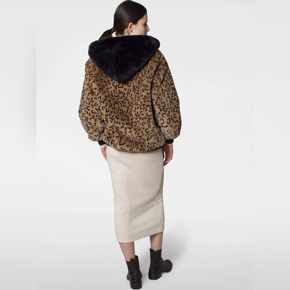 Ava/kris Mia - Picture 6 of 7